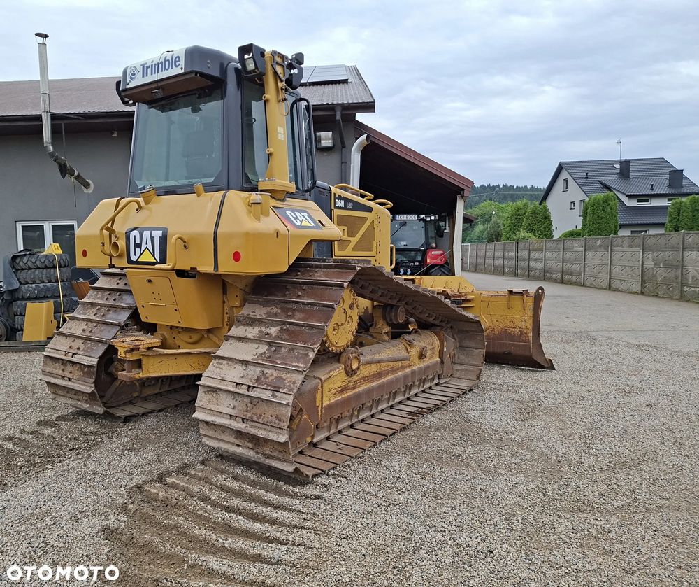 Caterpillar CAT D6N LGP - 12