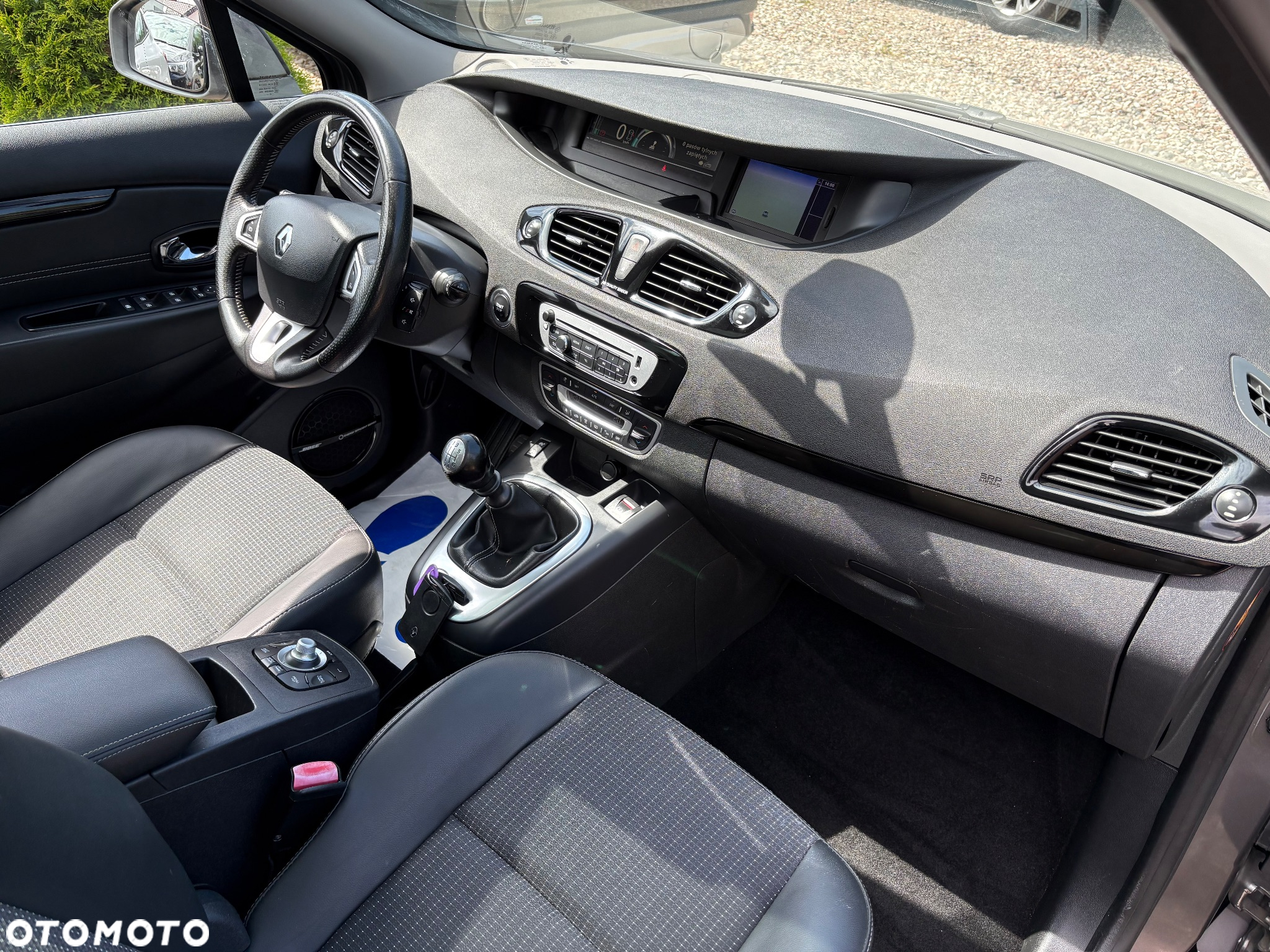 Renault Scenic TCe 130 Bose Edition - 26