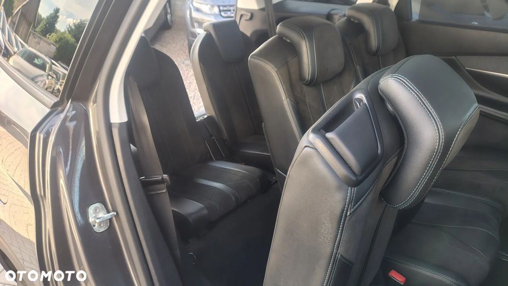 Peugeot 5008 - 9