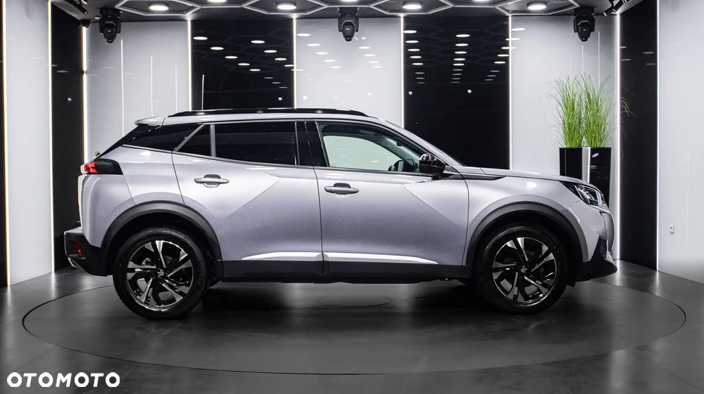 Peugeot 2008 1.2 PureTech Allure S&S EAT8 - 8