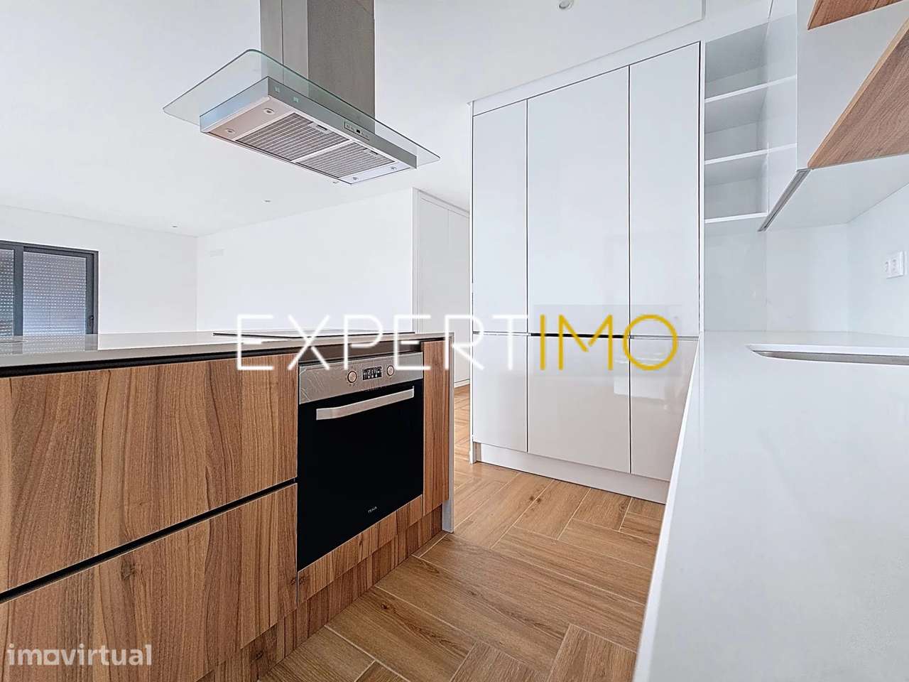 Apartamento T3 NOVO com garagem, arrecadação e piscina - Grande imagem: 4/41