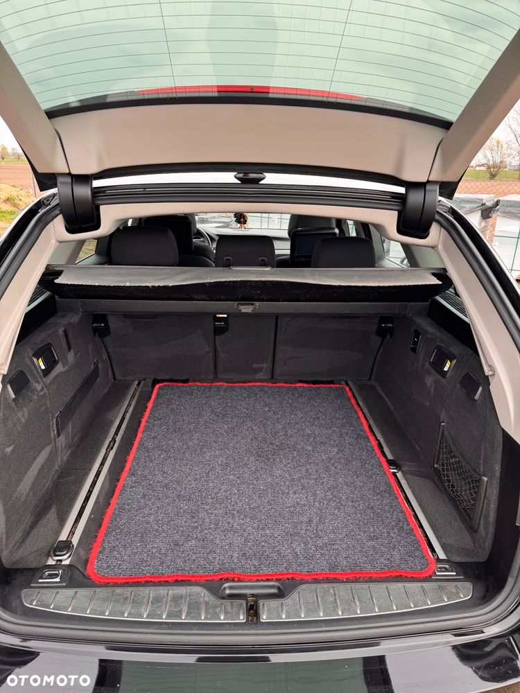 BMW Seria 5 520d xDrive Luxury Line - 15