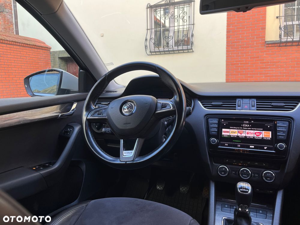 Skoda Octavia 2.0 TDI 4x4 Scout - 23