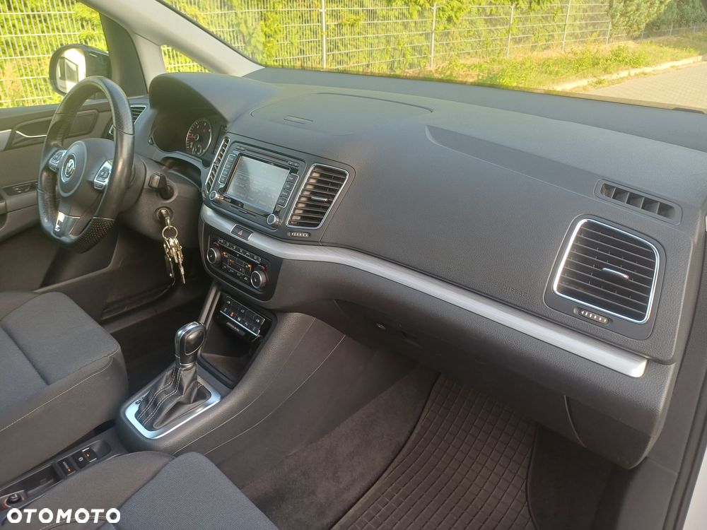 Volkswagen Sharan 2.0 TDI DSG Blue Motion Style - 28