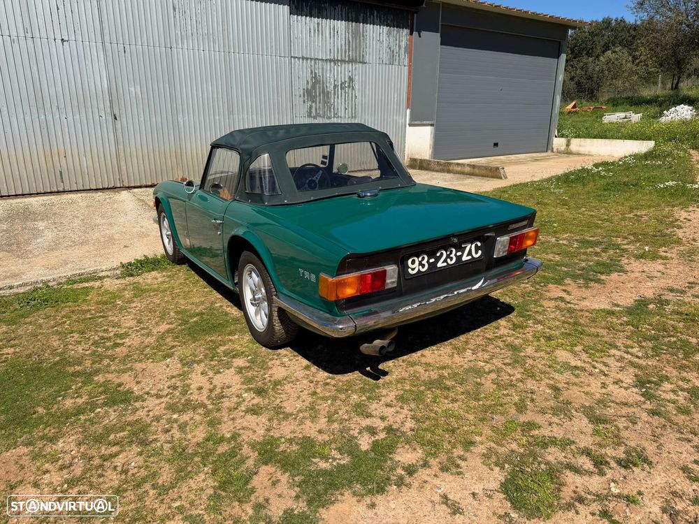Triumph TR6 - 10