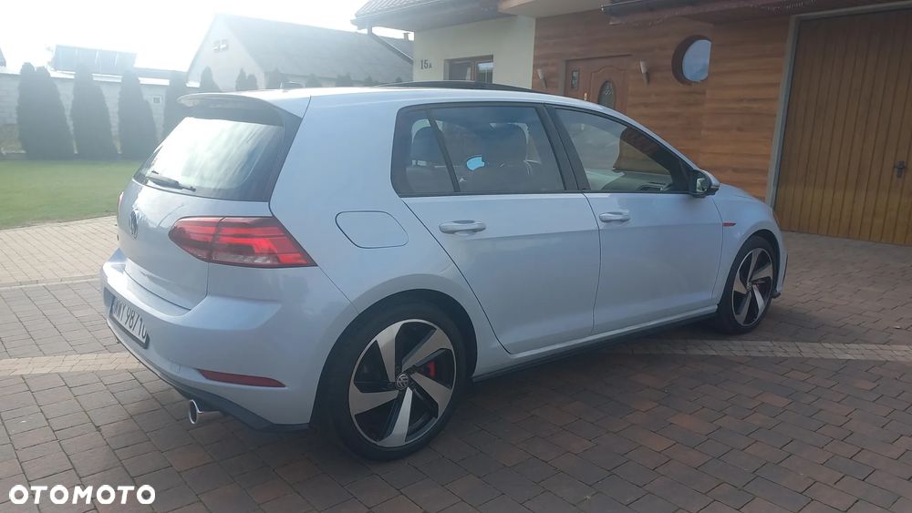 Volkswagen Golf GTI Performance BlueMotion Technology - 14
