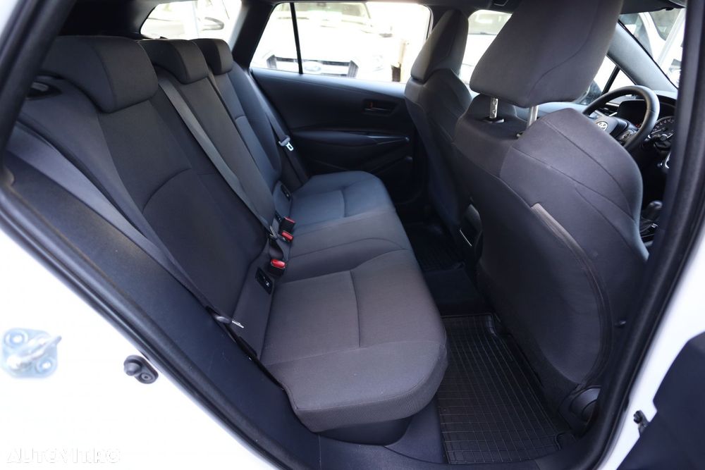 Toyota Corolla 1.8 HSD TS Exclusive - 14