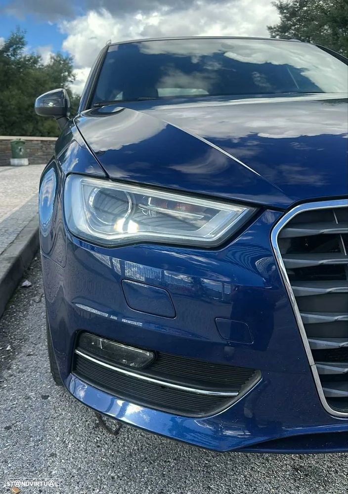 Audi A3 Sportback 1.6 TDI Advance Ultra - 3