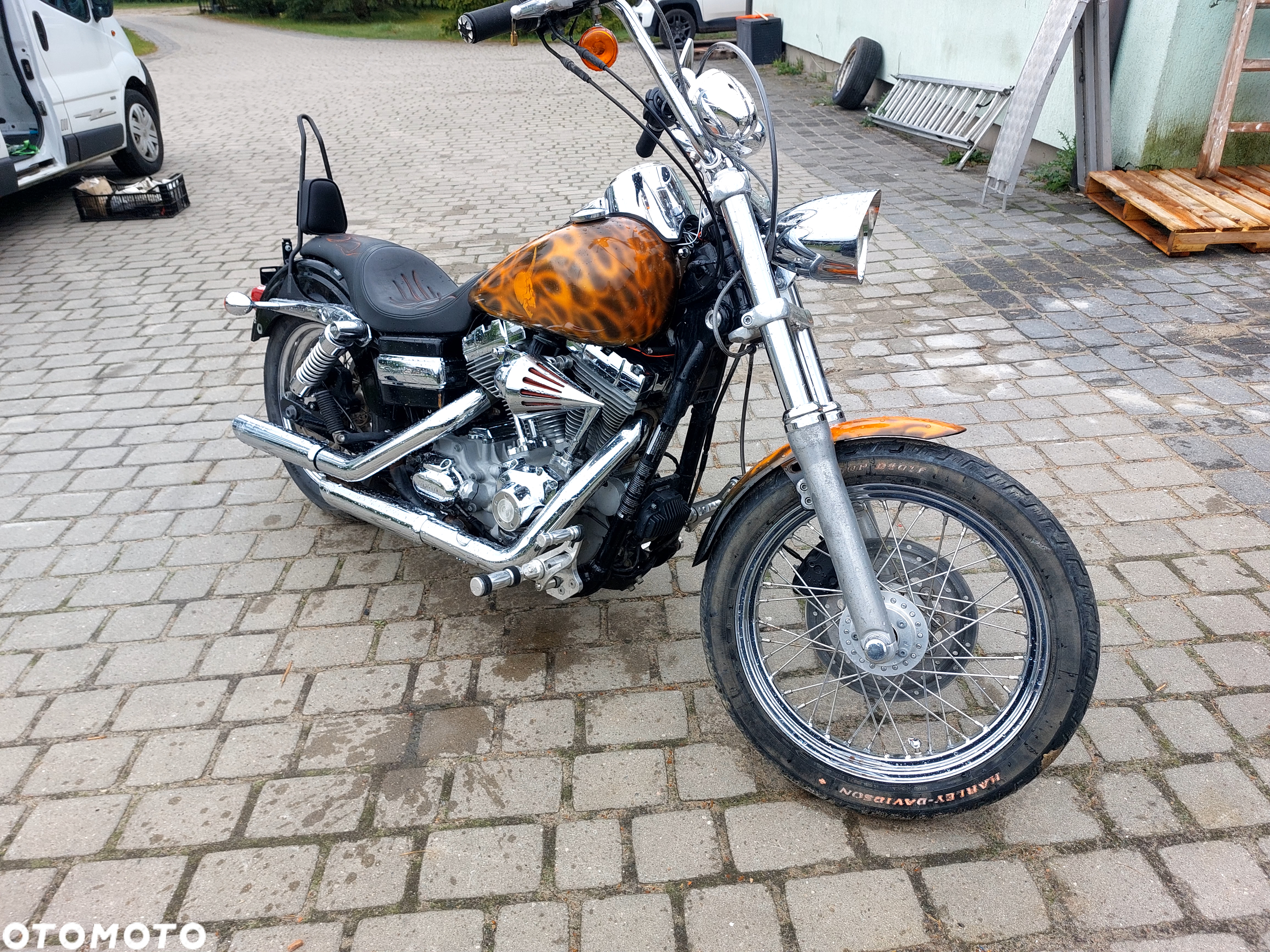 Harley-Davidson Dyna Super Glide - 2
