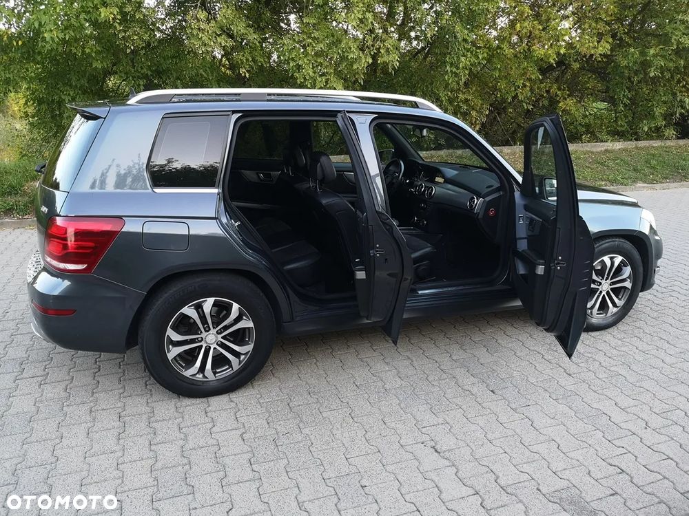 Mercedes-Benz GLK - 11
