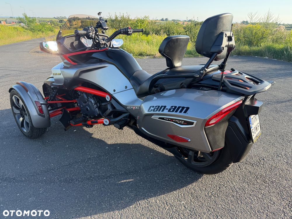 Can-Am Spyder - 7