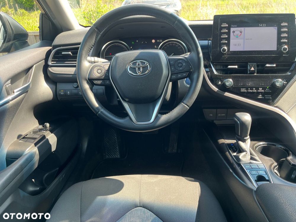 Toyota Camry 2.5 Hybrid Comfort CVT - 14