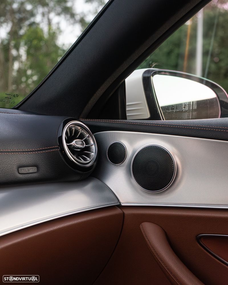 Mercedes-Benz E 300 AMG Line - 18