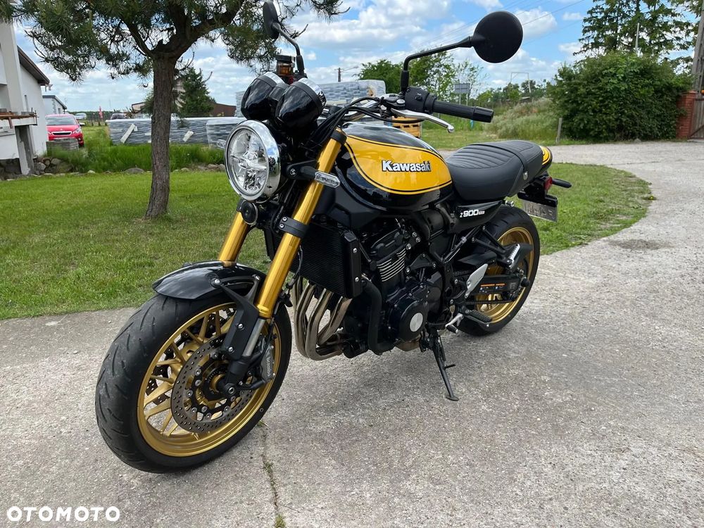 Kawasaki Z 900 RS - 8