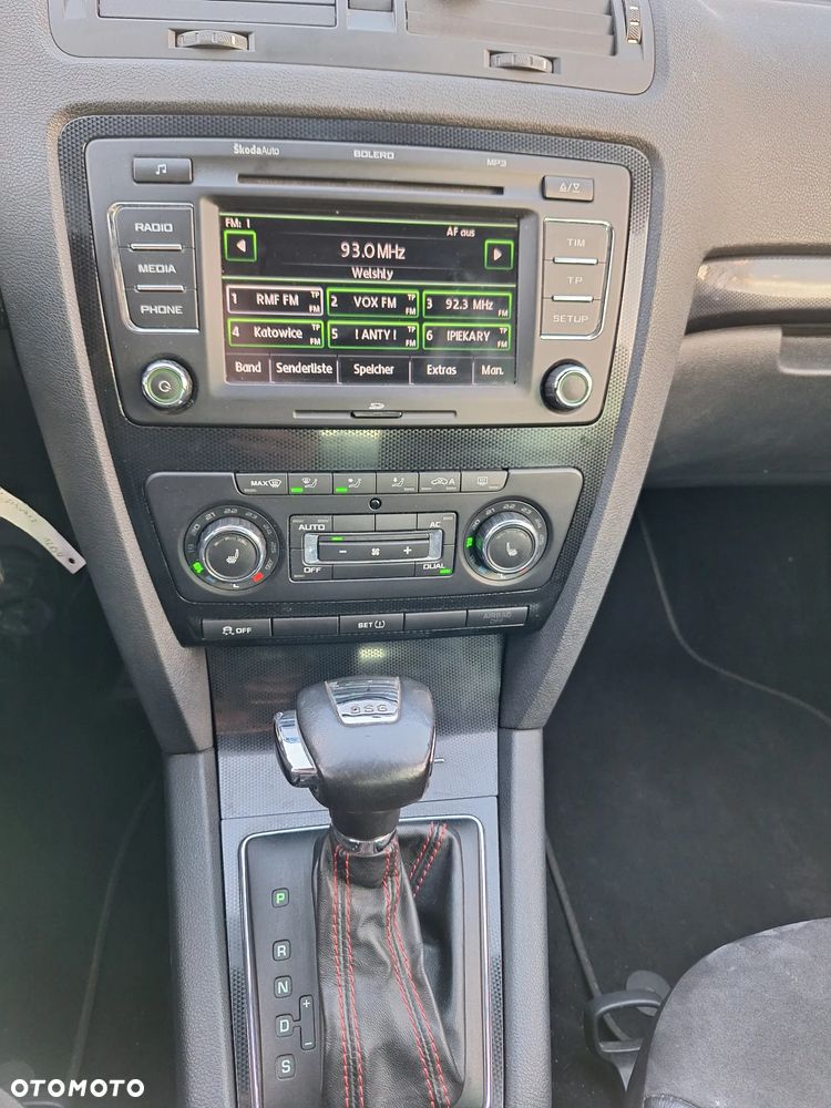 Skoda Octavia 2.0 TDI RS DSG - 29