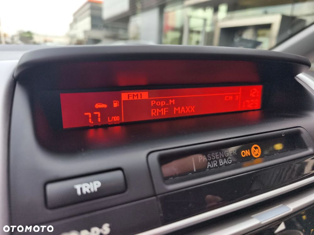 Kia Venga 1.6 M - 24