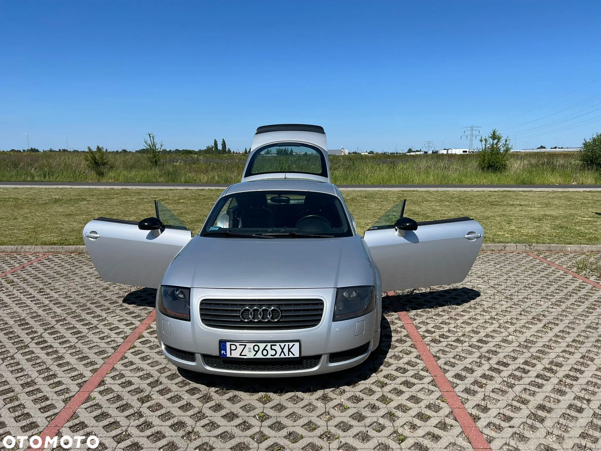 Audi TT Coupe 1.8T Quattro - 13