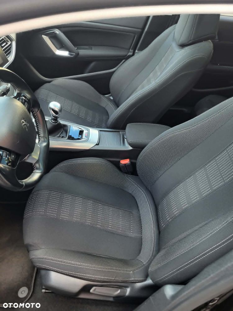 Peugeot 308 BlueHDi 120 Stop & Start Business-Line - 9