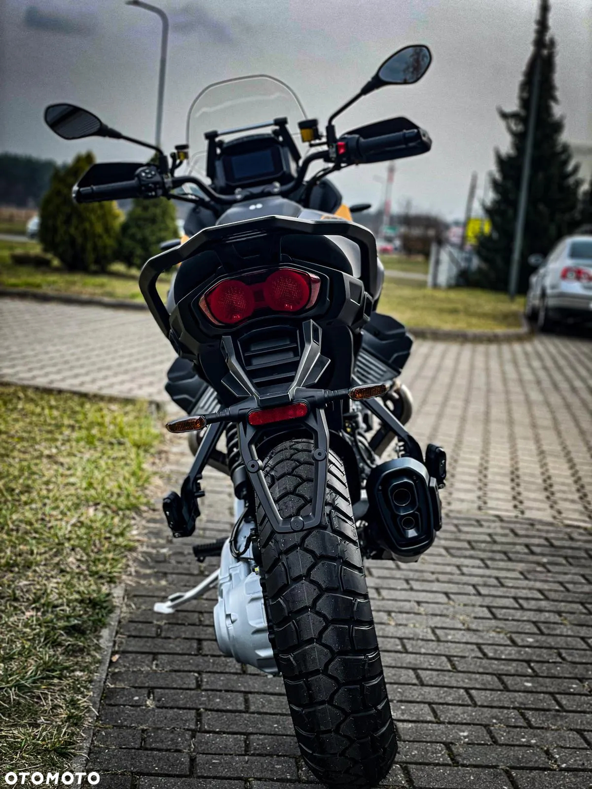 Moto Guzzi Stelvio - 3