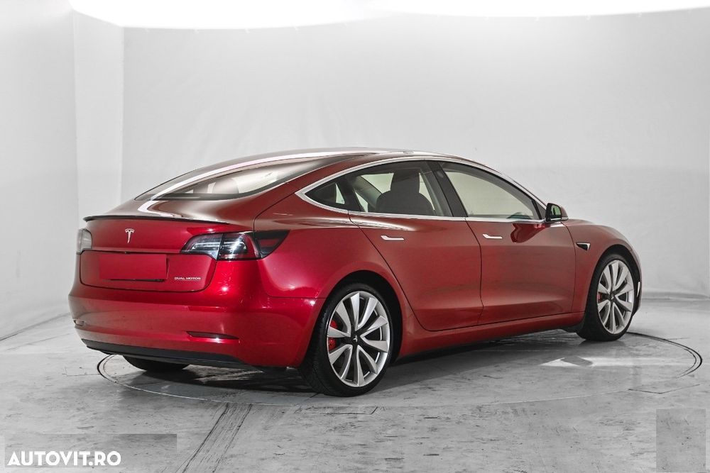 Tesla Model 3 Langstreckenbatterie Allradantrieb Dual Motor Performance - 3