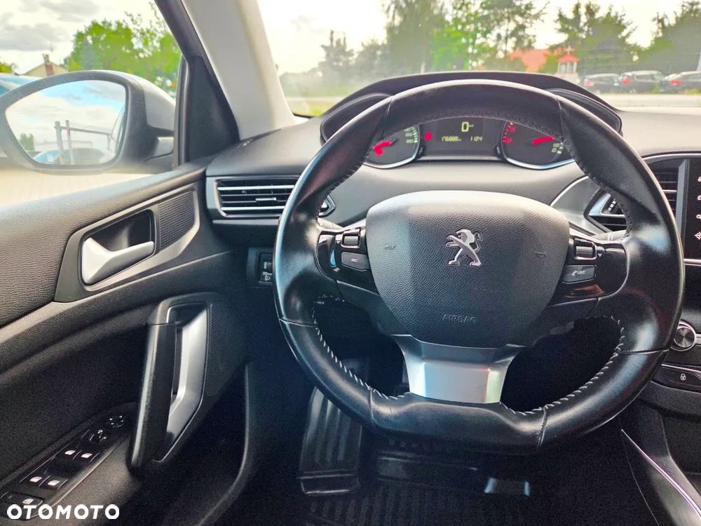 Peugeot 308 1.6 e-HDi Allure S&S - 36