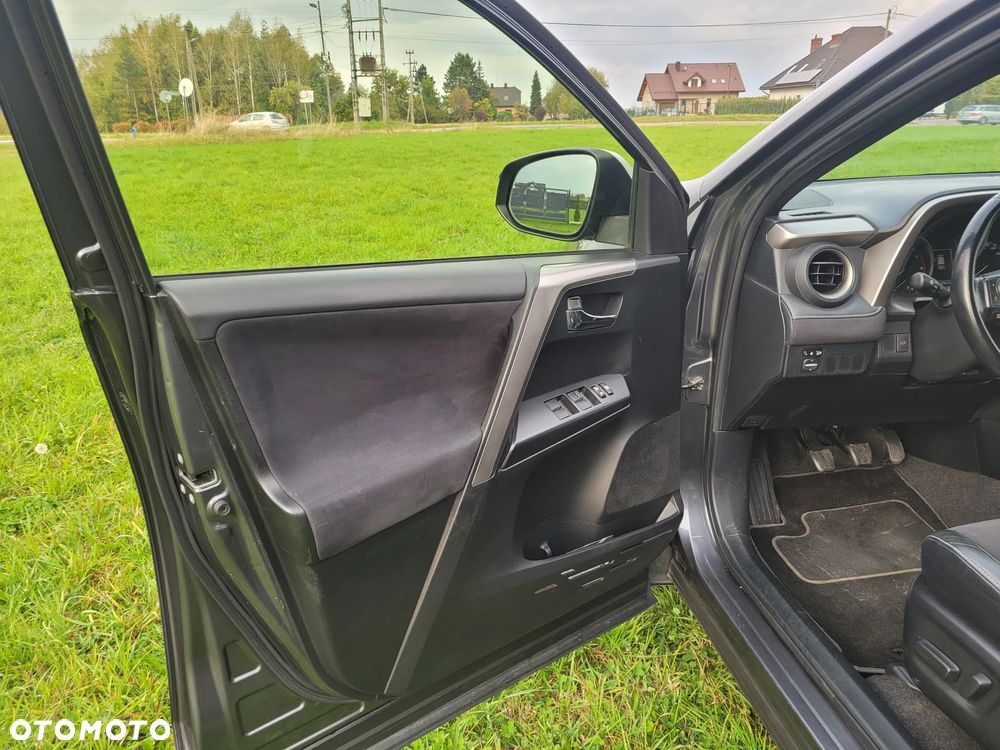 Toyota RAV4 - 19