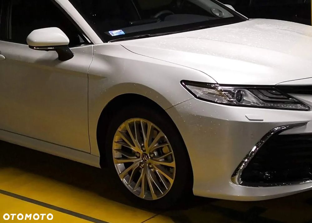 Toyota Camry 2.5 Hybrid Executive CVT - 40