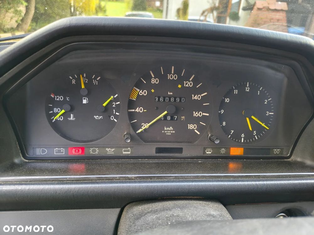 Mercedes-Benz W124 (1984-1993) - 8