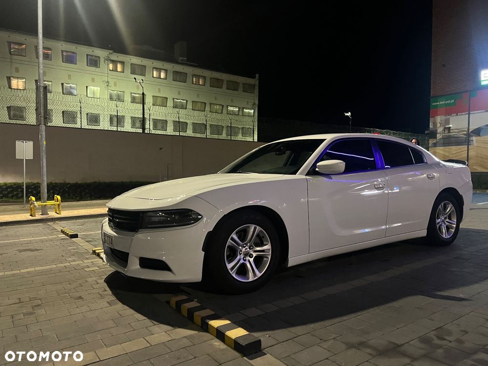 Dodge Charger 3.6 GT - 6