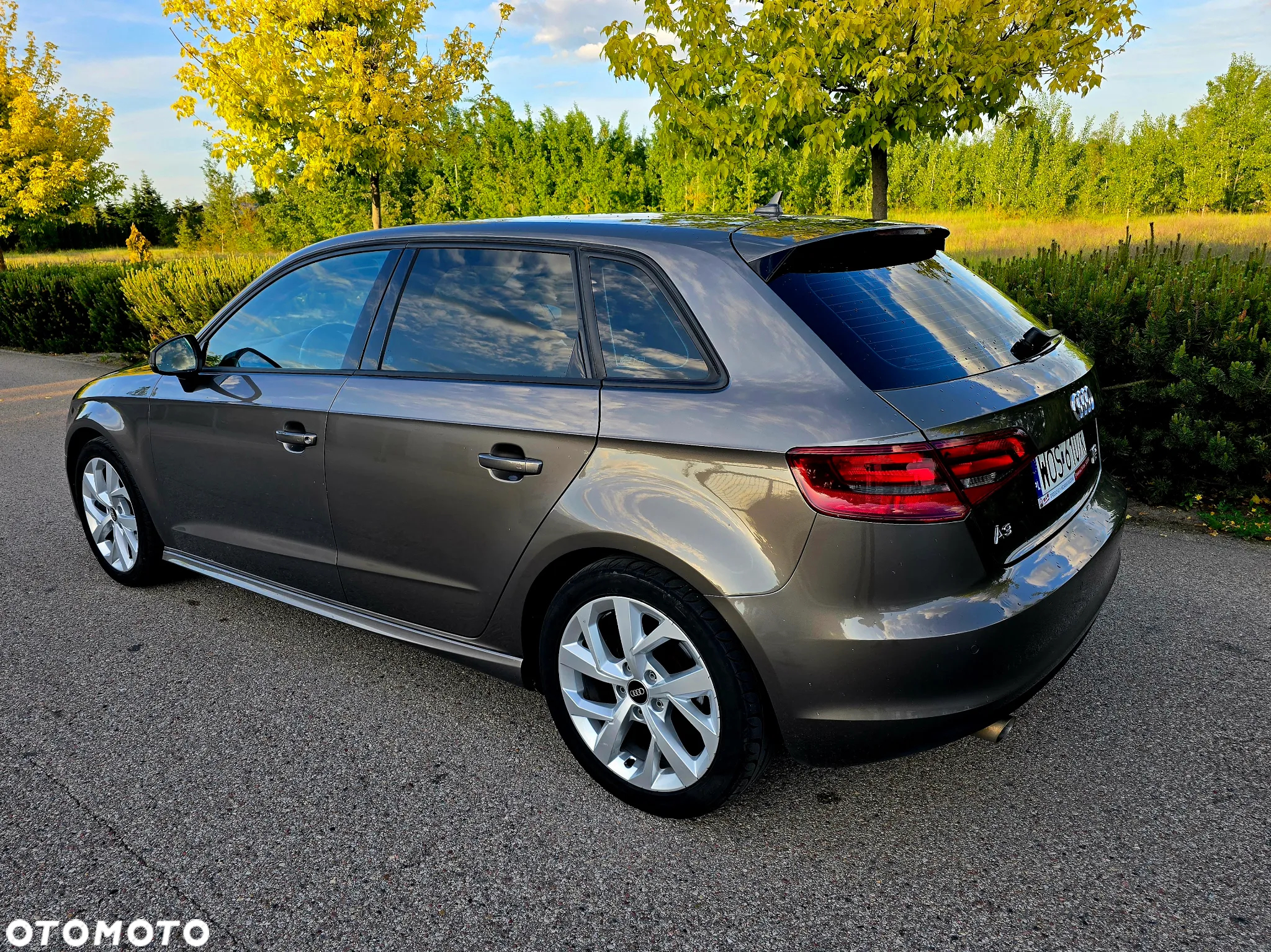 Audi A3 1.6 TDI Sportback ultra Attraction - 5