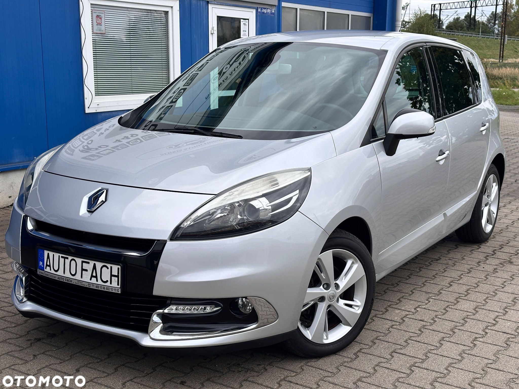 Renault Scenic - 1
