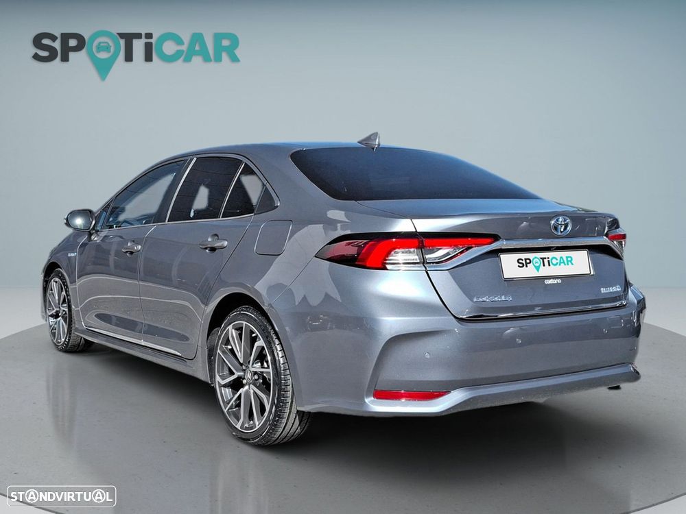 Toyota Corolla SD 1.8 Hybrid Luxury - 8