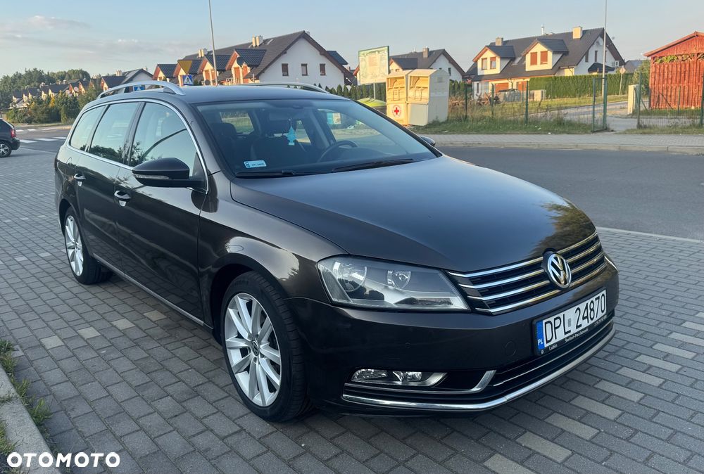 Volkswagen Passat 2.0 TDI Highline DSG - 2