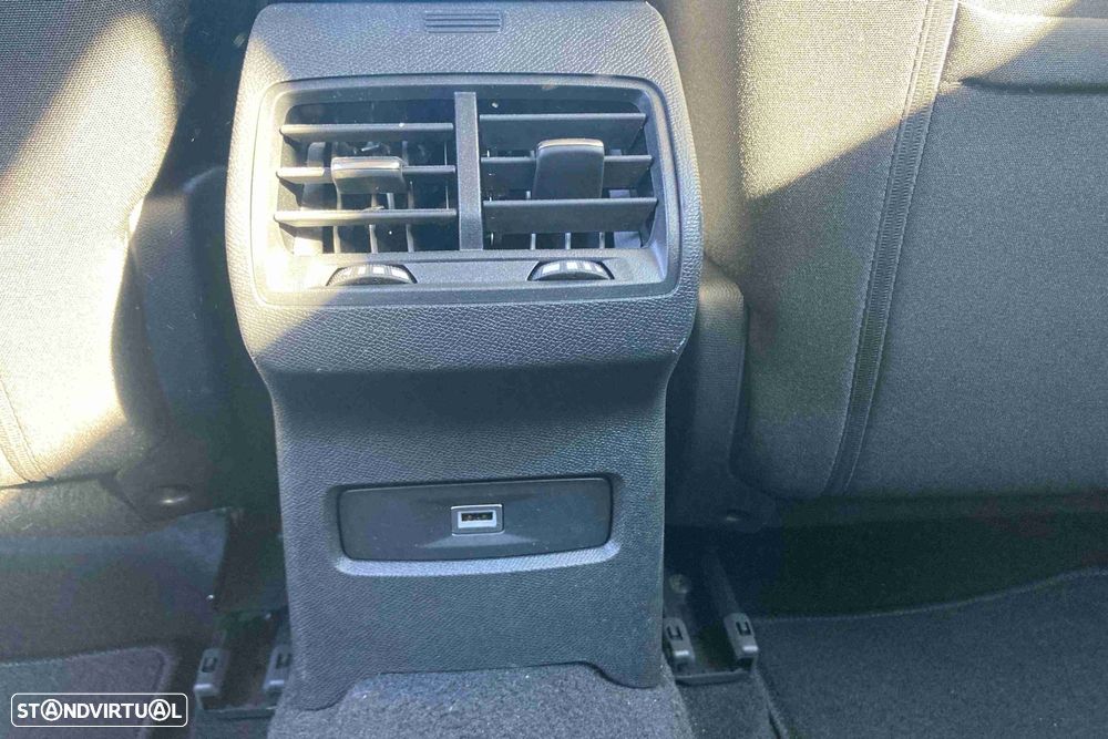 Citroën C4 1.2 Hybrid Plus e-DSC6 - 12