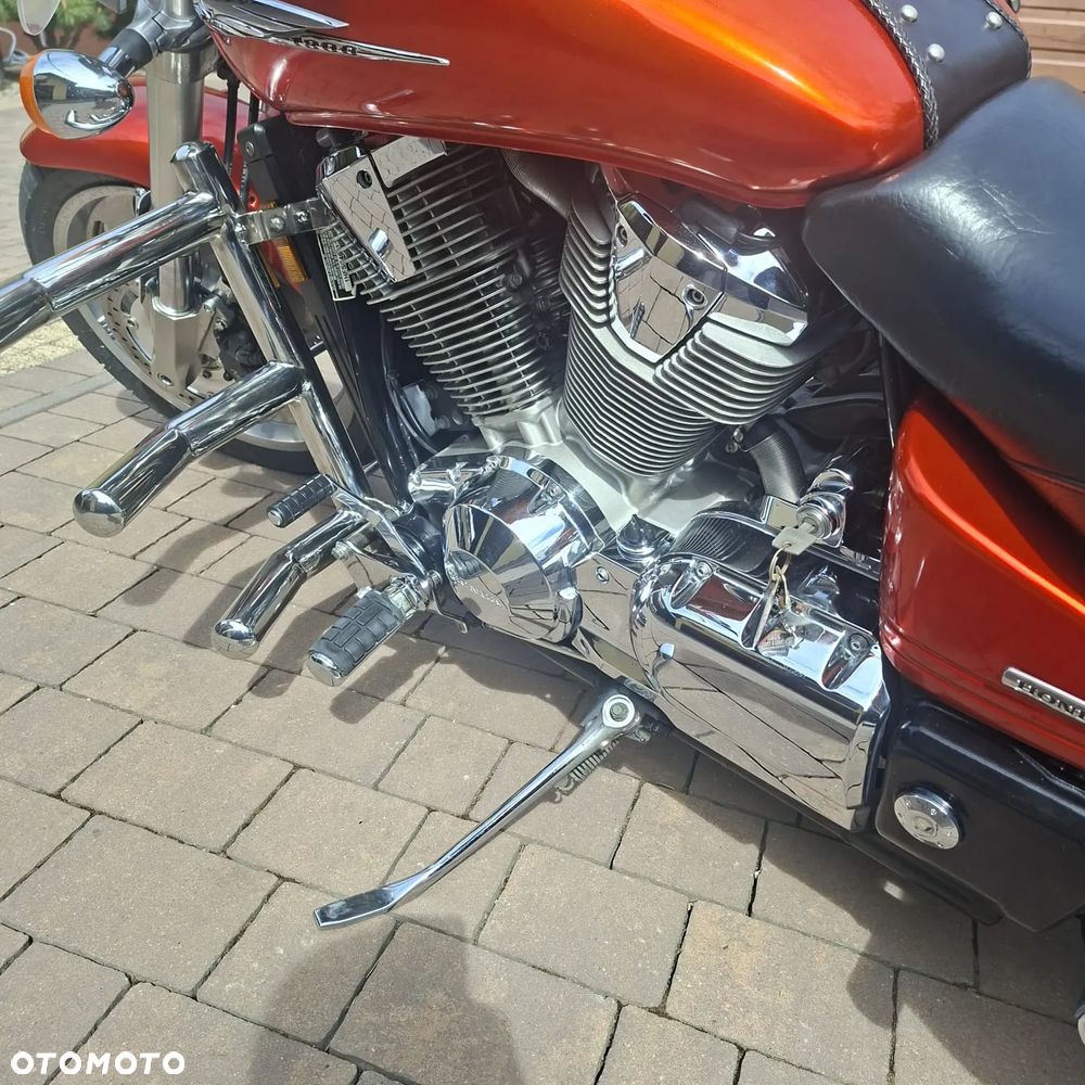 Honda VTX - 17
