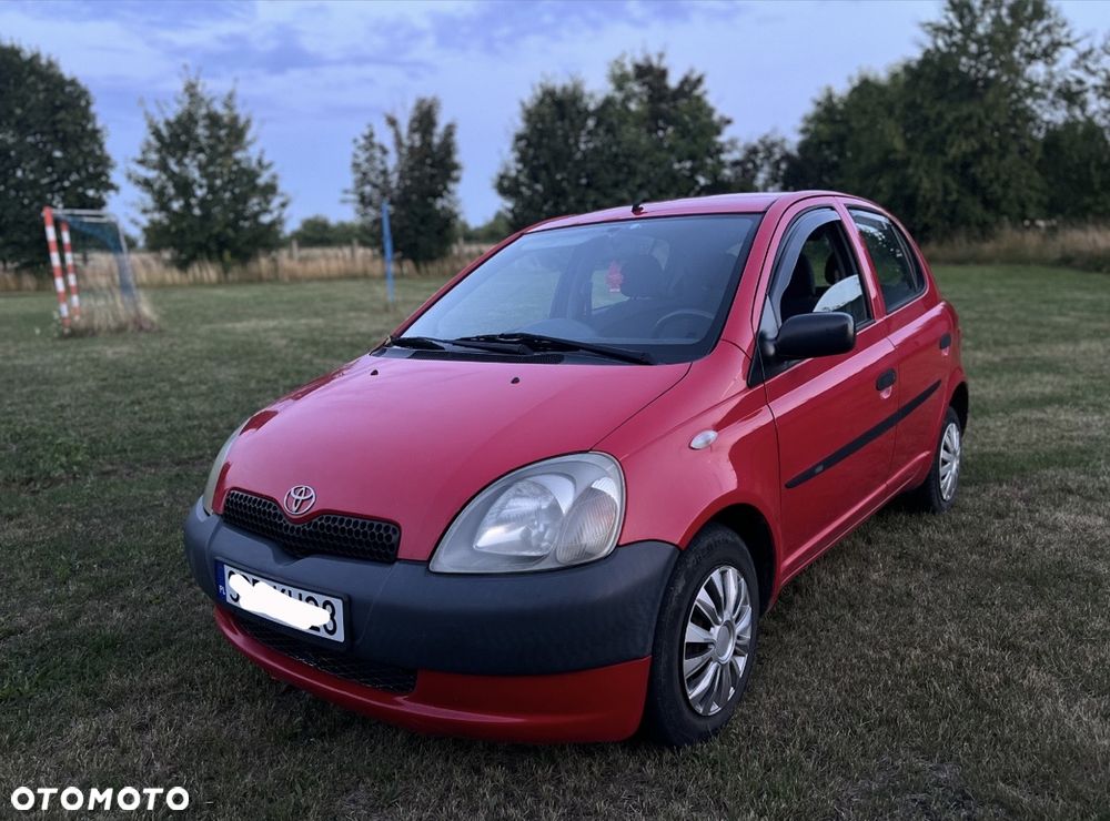 Toyota Yaris - 1