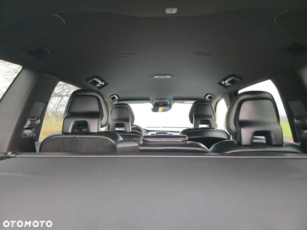 Volvo XC 90 D5 AWD Geartronic RDesign - 32