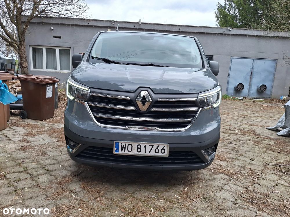 Renault Trafic 2.0 dCi EDC - 4
