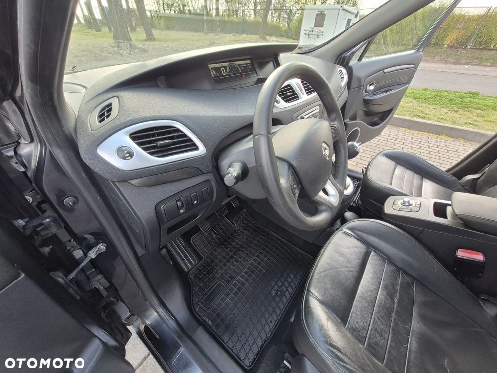 Renault Scenic 1.9 dCi FAP Privilege - 14