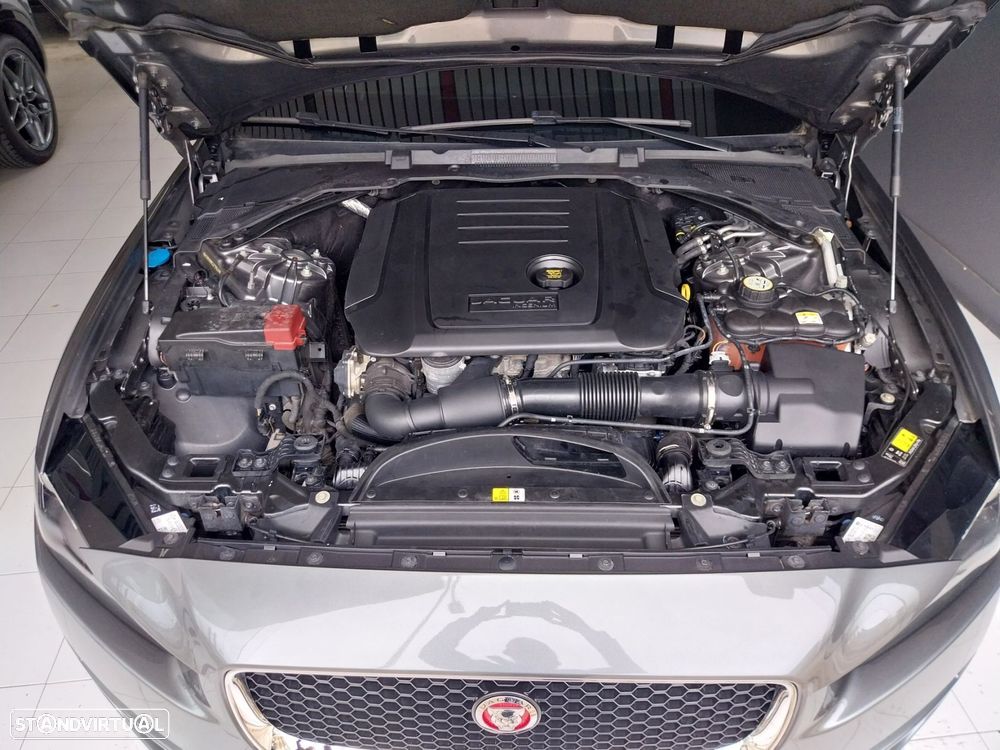 Jaguar XE 2.0 D R-Sport Aut. - 13