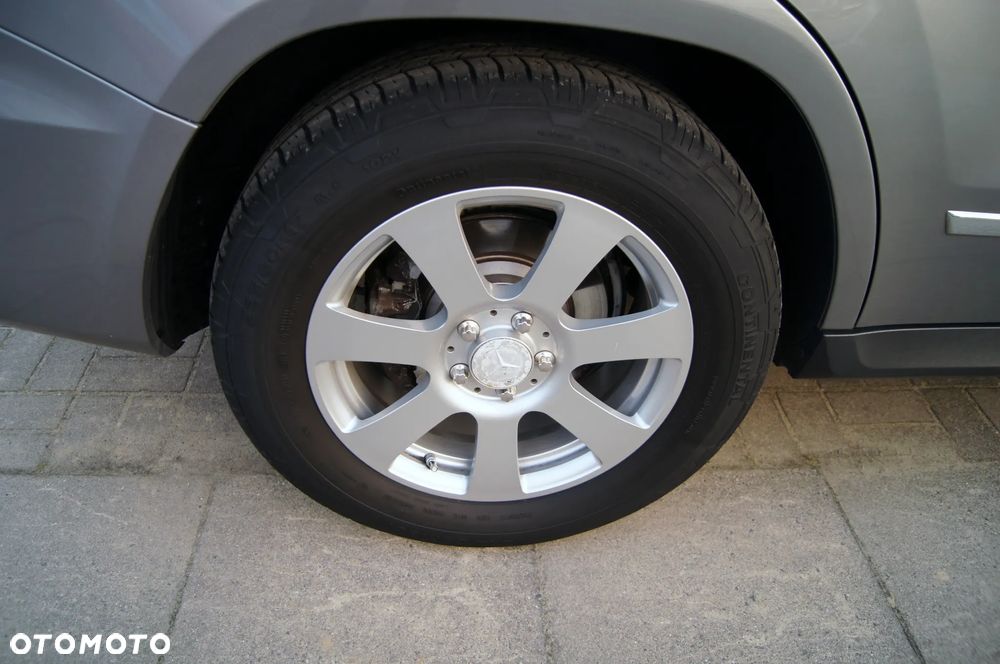 Mercedes-Benz GLK 220 CDI DPF BlueEFFICIENCY 7G-TRONIC - 37