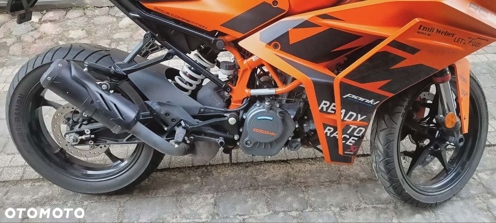 KTM RC 125 - 6