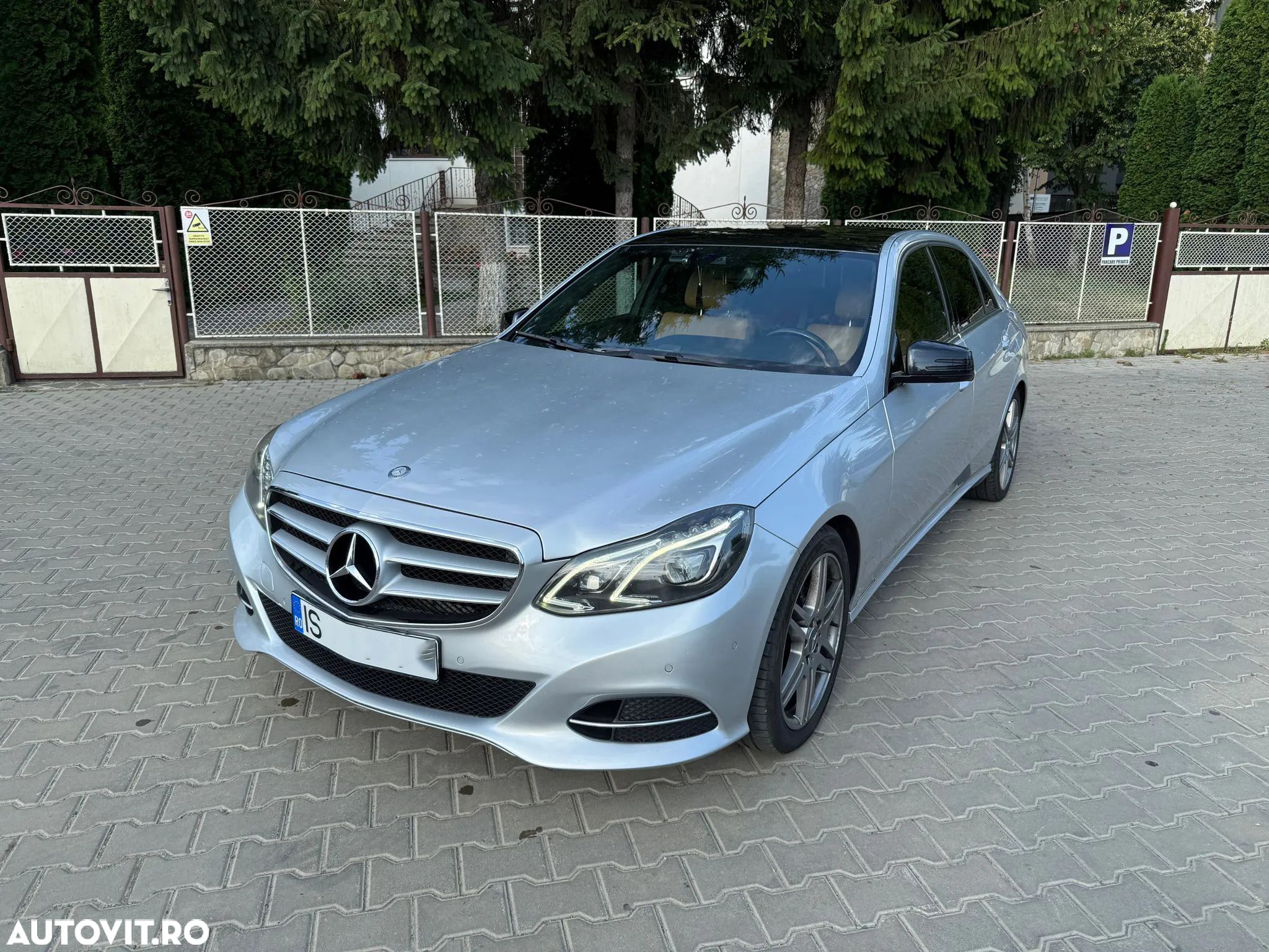 Mercedes-Benz E - 1