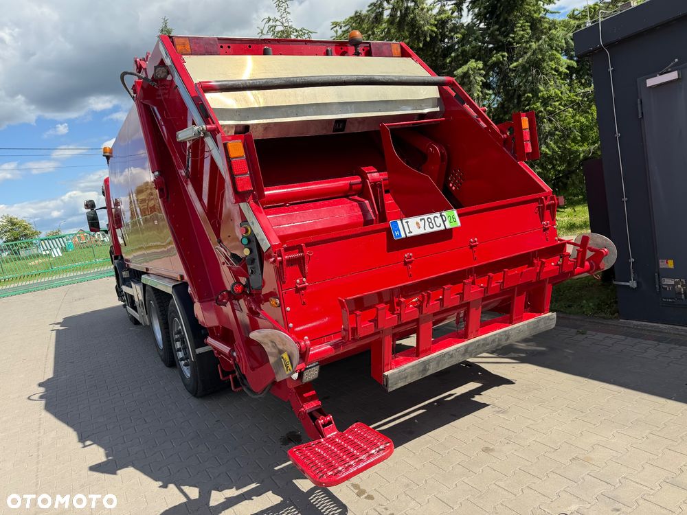 Scania P320 - 4