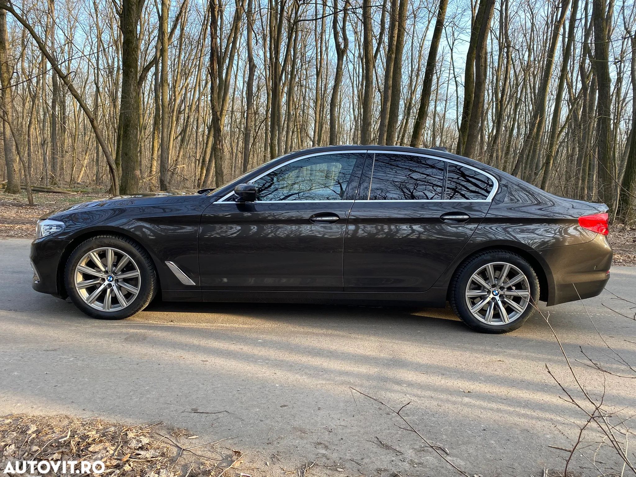 BMW Seria 5 520d Aut. Luxury Line - 3