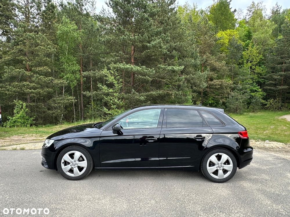 Audi A3 Sportback - 3