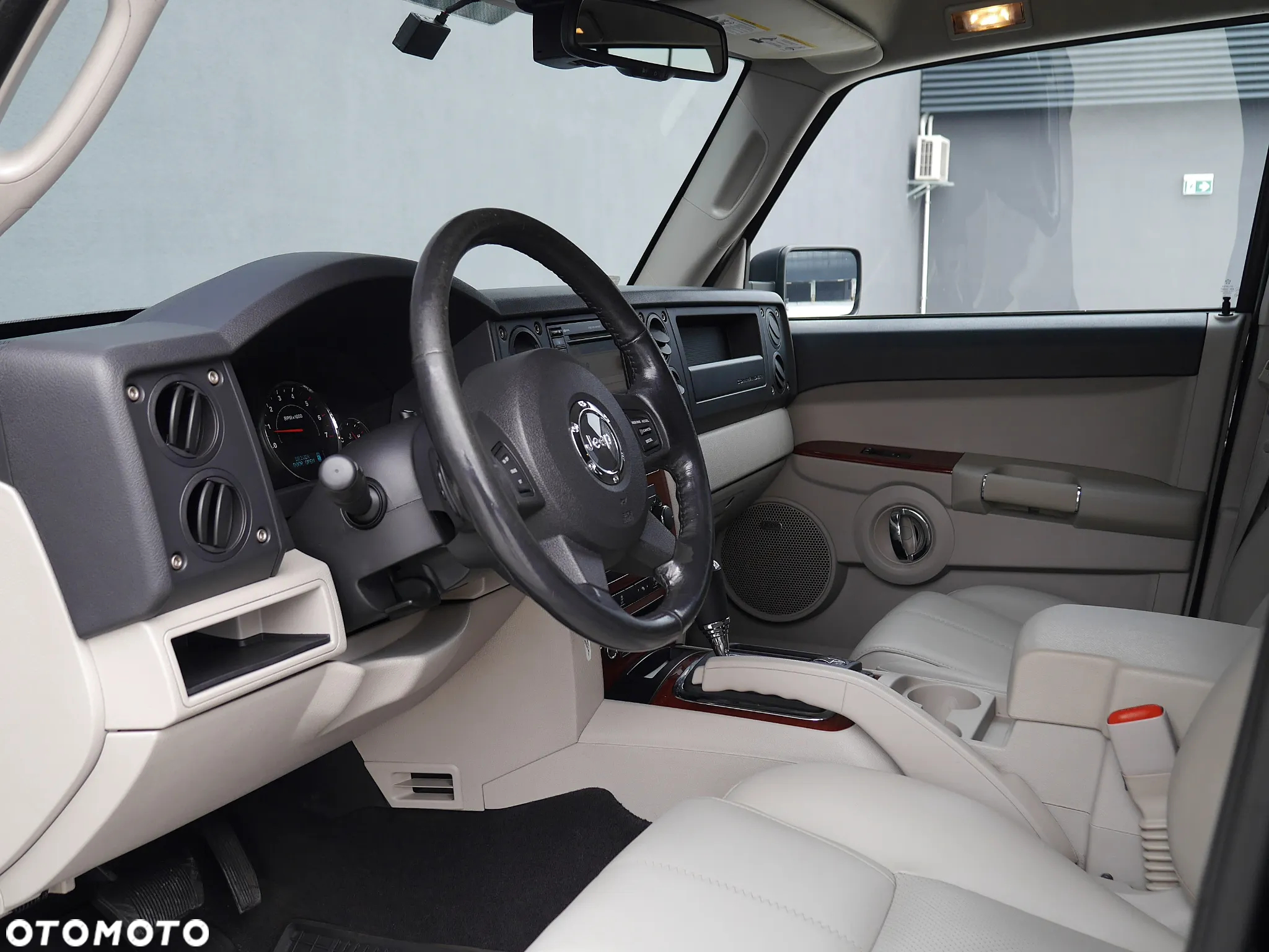 Jeep Commander 3.0 CRD Limited - 11