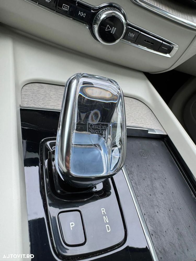 Volvo XC 60 - 6