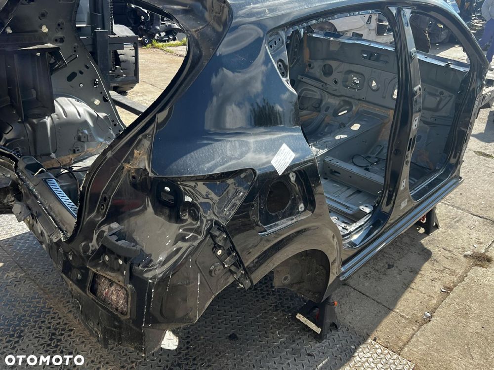 ĆWIARTKA BŁOTNIK POSZYCIE SŁUPEK PRÓG TYŁ PRAWY DACIA SANDERO III NV676 676 - 4