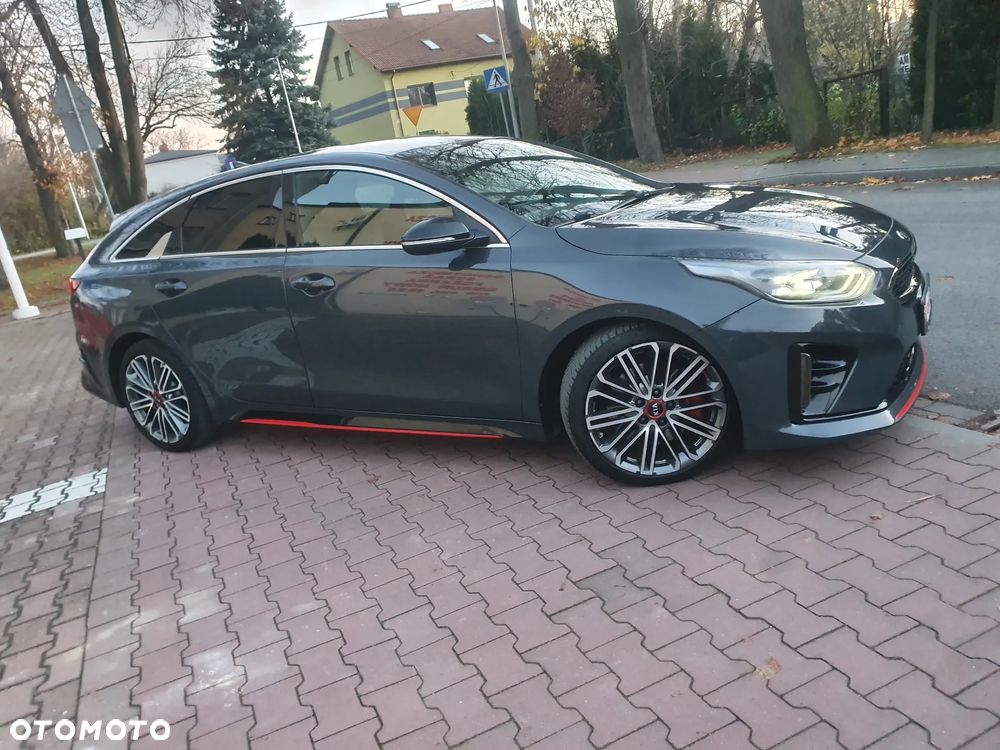 Kia ProCeed 1.6 T-GDI GT DCT - 5